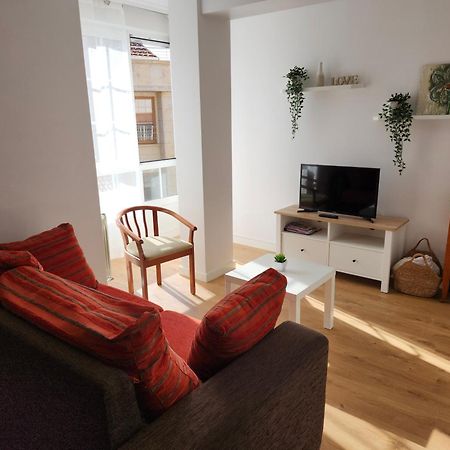 Laxe Piso Sol - Wifi Y Netflix Apartment ภายนอก รูปภาพ